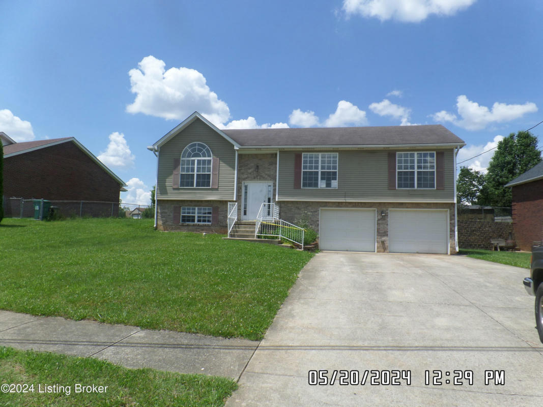 235 MEADOWLAKE DR, RADCLIFF, KY 40160, photo 1 of 12
