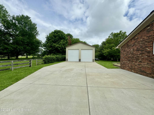 1611 NORMANDY RD, TAYLORSVILLE, KY 40071, photo 5 of 56