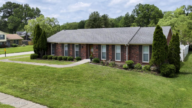 201 OLD TOWNE RD, LOUISVILLE, KY 40214 - Image 1
