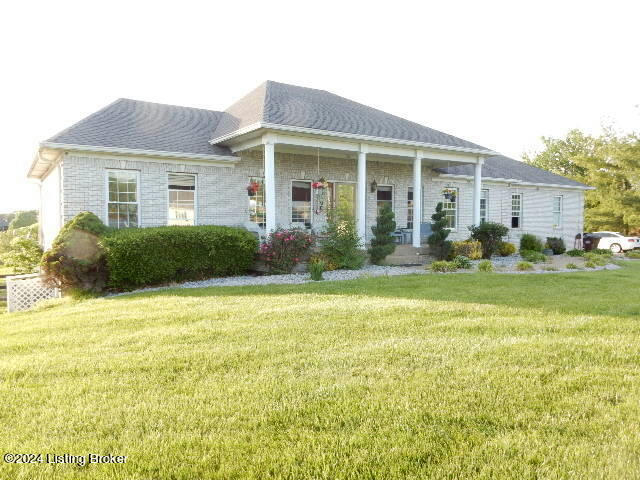 56 MEADOWRIDGE DR, TAYLORSVILLE, KY 40071, photo 1 of 21