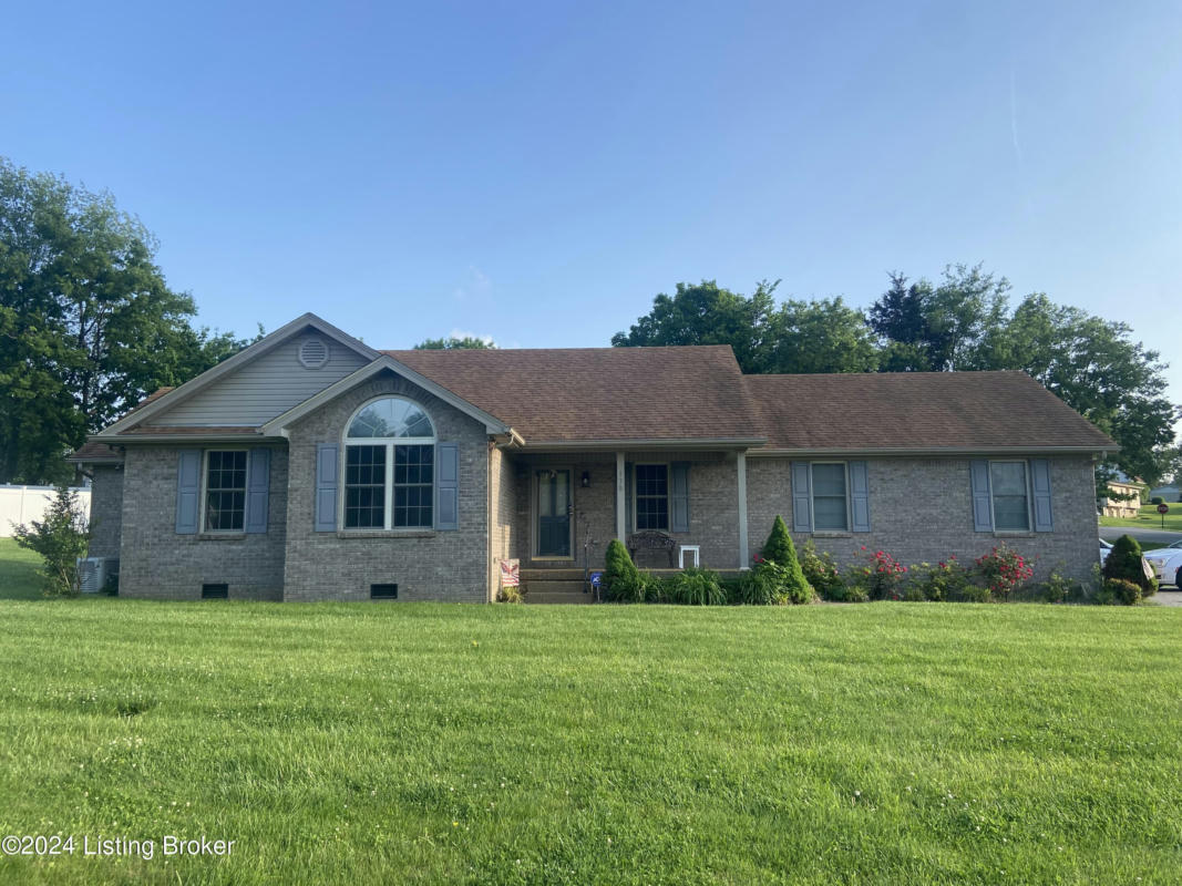 138 GLENVIEW DR, BARDSTOWN, KY 40004, photo 1 of 19