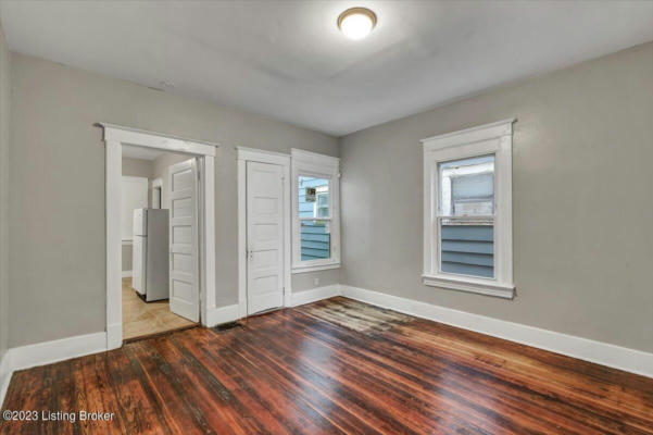 2245 DATE ST, LOUISVILLE, KY 40210, photo 5 of 40